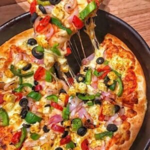 Cheesy Veggie Pizza